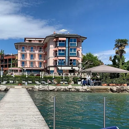 Kriss Internazionale Отель 4*
