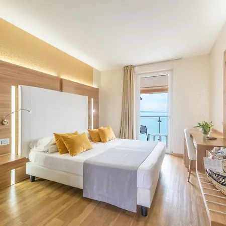 Kriss Internazionale 4* Бардолино