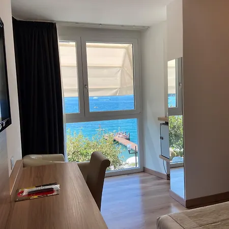 Kriss Internazionale Hotell Bardolino