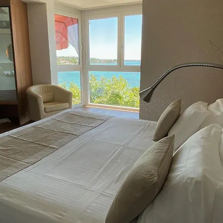Hotel Kriss Internazionale Bardolino