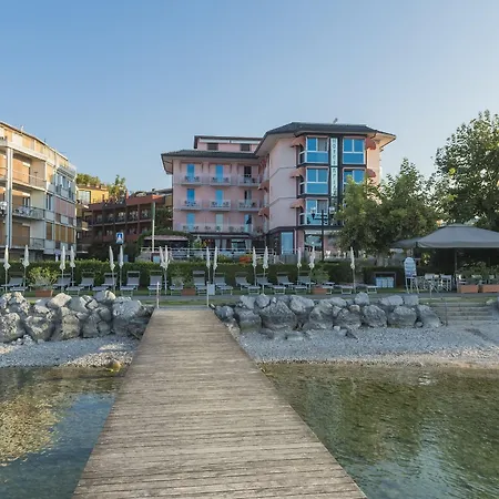 Kriss Internazionale Hotel Bardolino