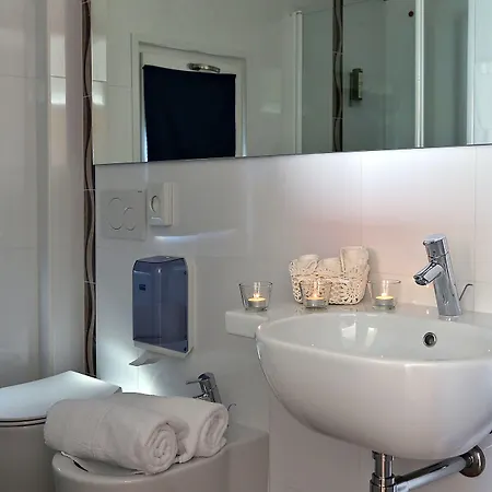 Kriss Internazionale Hotell 4*