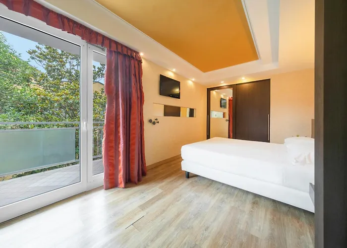 Otel Kriss Internazionale 4*