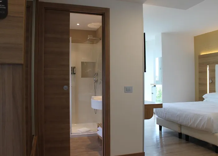 Otel Kriss Internazionale 4*