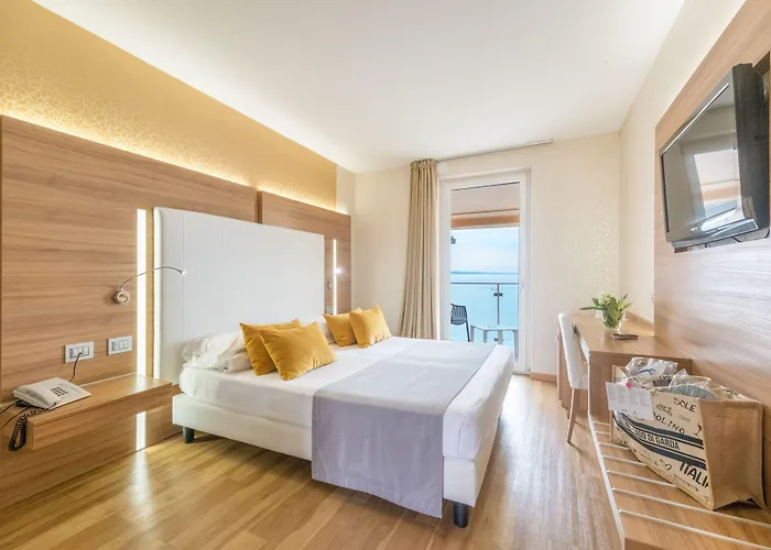 Kriss Internazionale